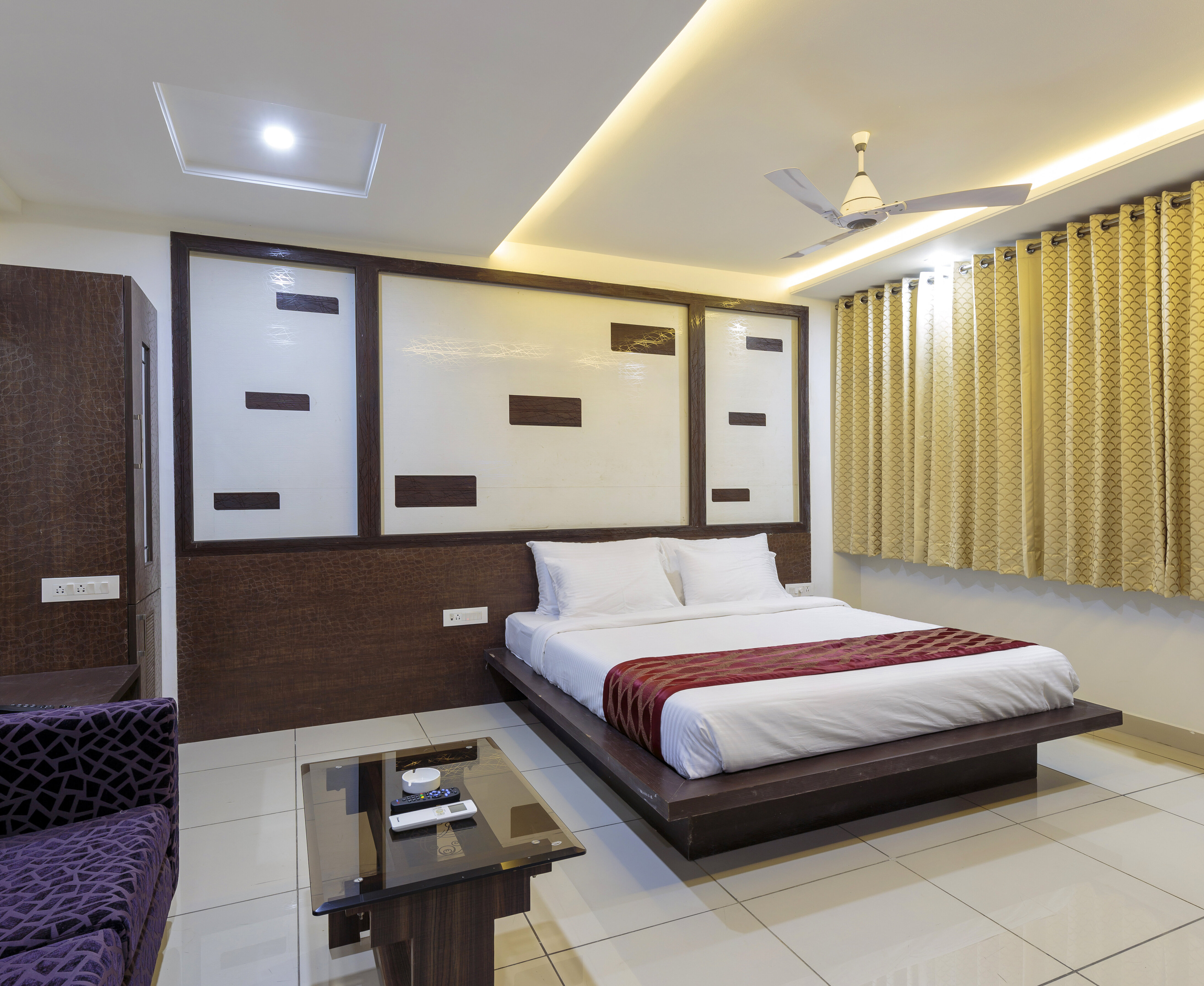 Hotel Radiant Gallery